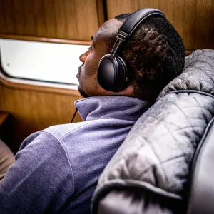 Noise-Canceling Headphones for Travel: Best Picks for 2025