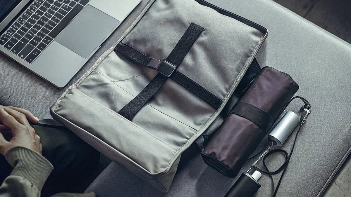 Tech-Friendly Travel Gear for Remote Workers on the Go